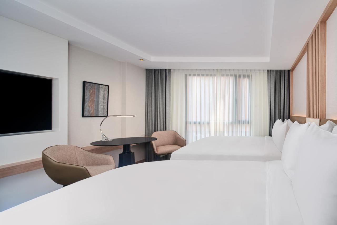 Courtyard By Marriott North Pattaya Hotel Exterior foto